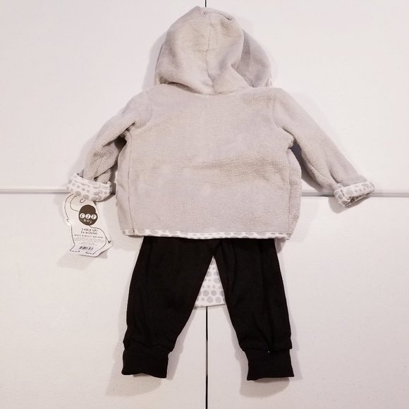 CJP Baby 3 Piece Set - Picture 3 of 3